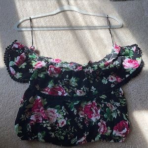 Flower print crop top
